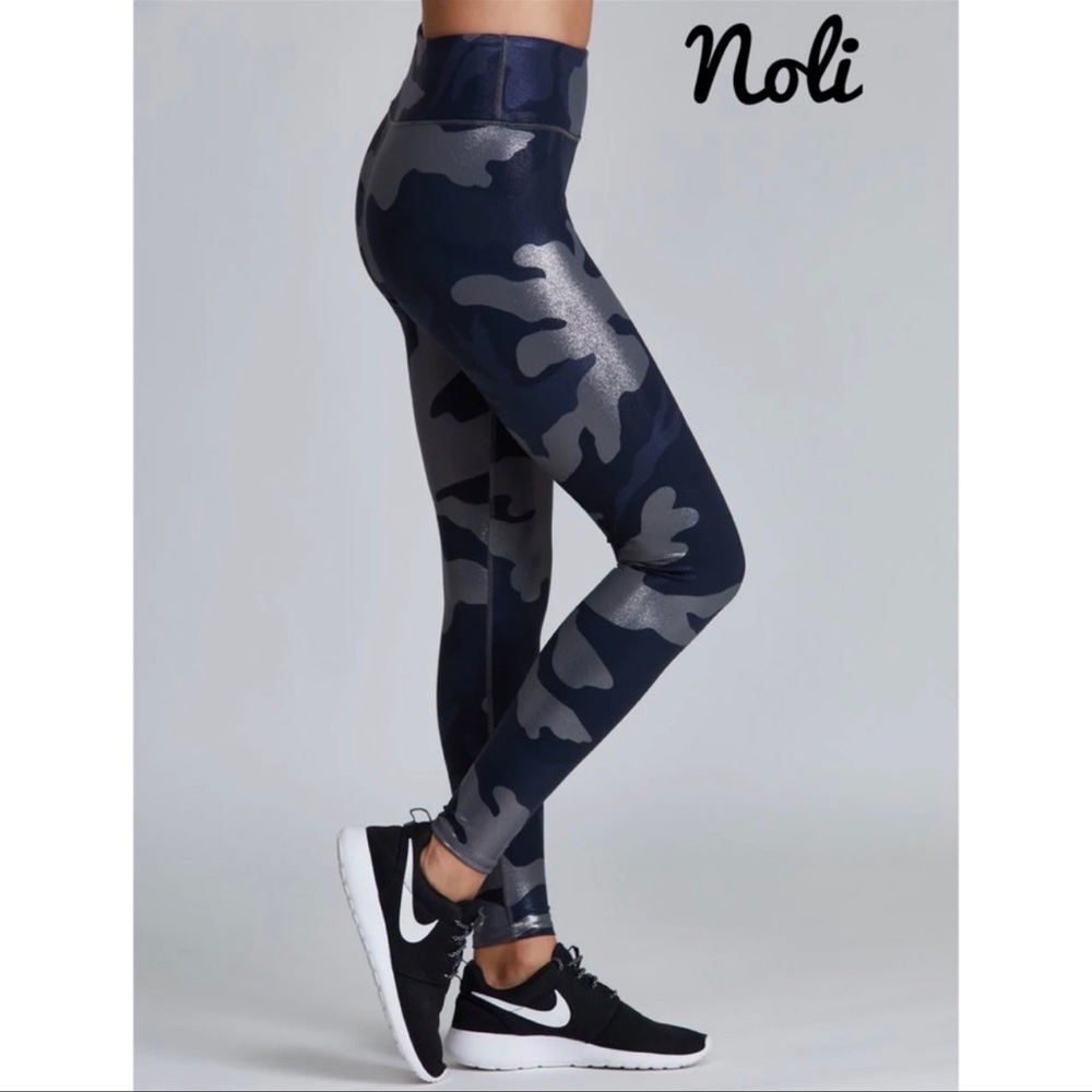 Noli navy camo legging